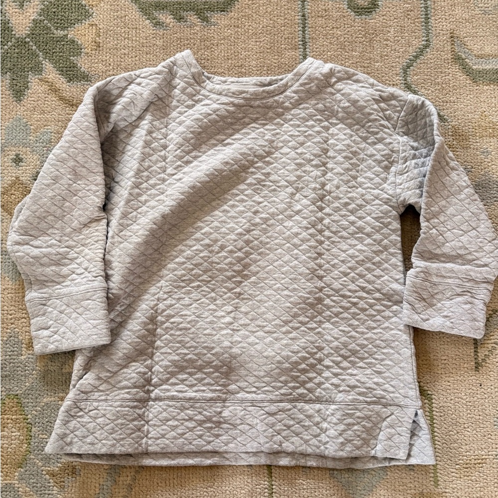 Lands' End Light Heather Grey Quilted 3/4 Sleeve Crewneck Sweatshirt